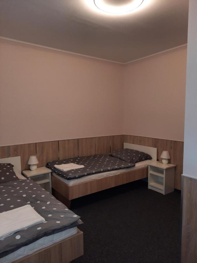 Fenyo Apartman Διαμέρισμα Nagykáta Εξωτερικό φωτογραφία